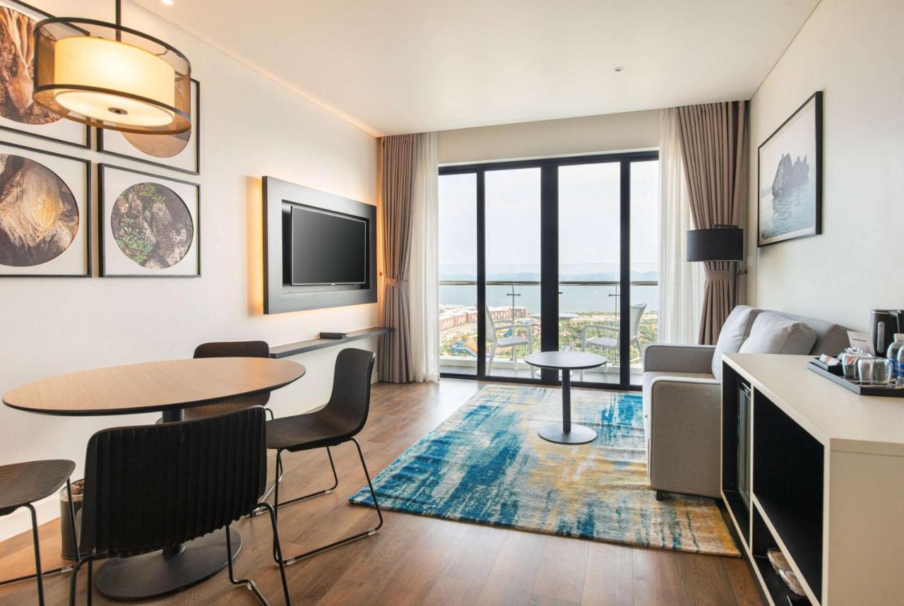 Hotel Soleil Ha Long, Trademark Collection By Wyndham מראה חיצוני תמונה