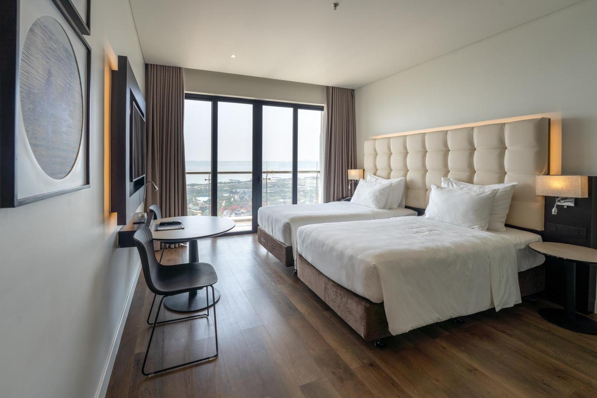 Hotel Soleil Ha Long, Trademark Collection By Wyndham מראה חיצוני תמונה